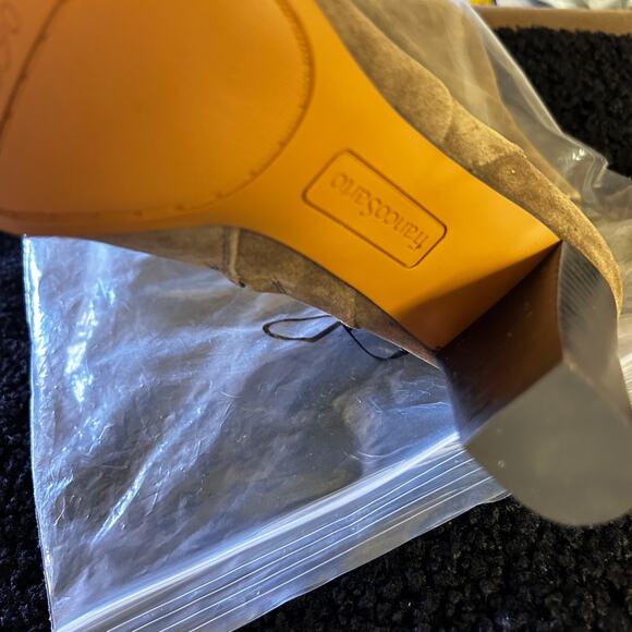 Franco Sarto L-PIA Suede Boots 8 NWOT Zipper Ankle Boots Nougat Beige Taupe - Picture 6 of 8